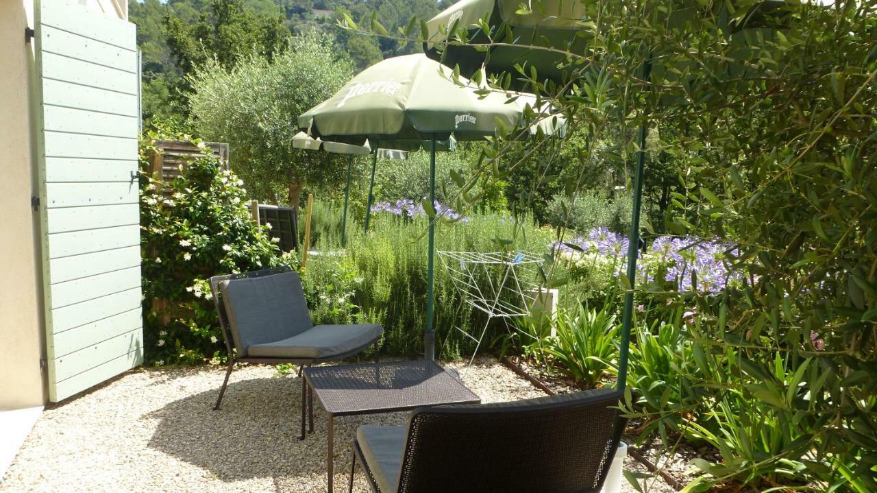 Le Vallon Des Oliviers Montauroux Buitenkant foto